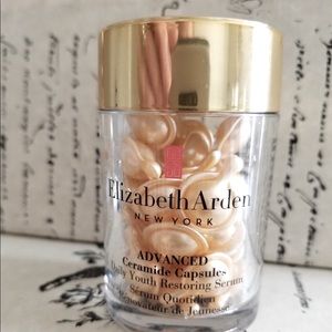ELIZABETH ARDEN ADVANCED CAPSULES 30 PRICE FIRM